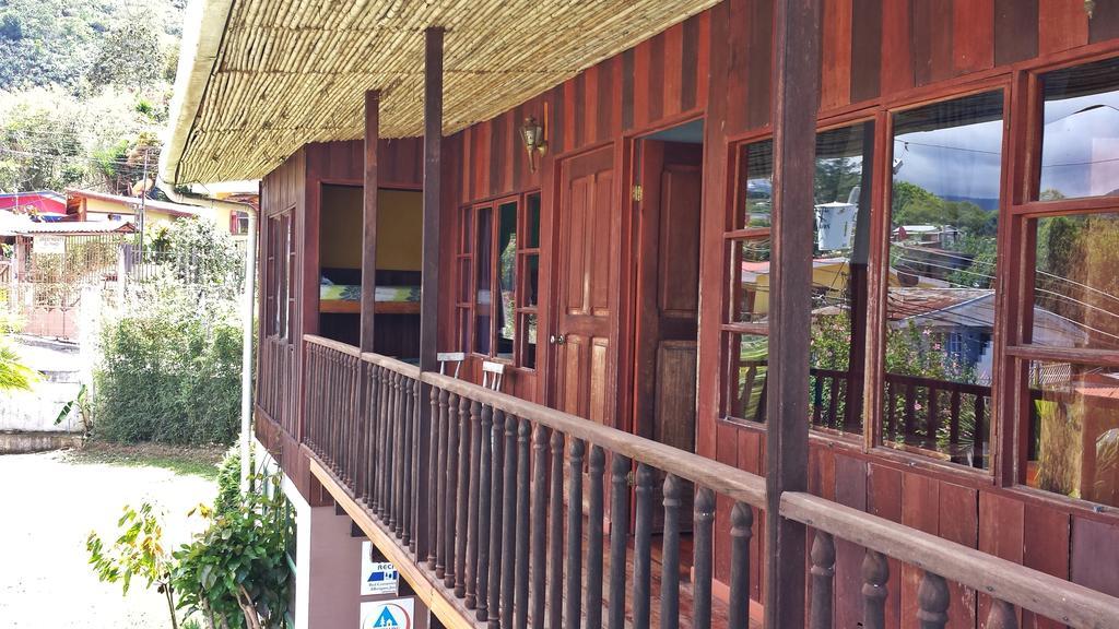 Montana Linda Guest House Orosí Exteriör bild
